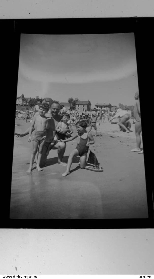 Négatif Film Snapshot -  PLAGE  SCENE DE PLAGE - Glass Slides