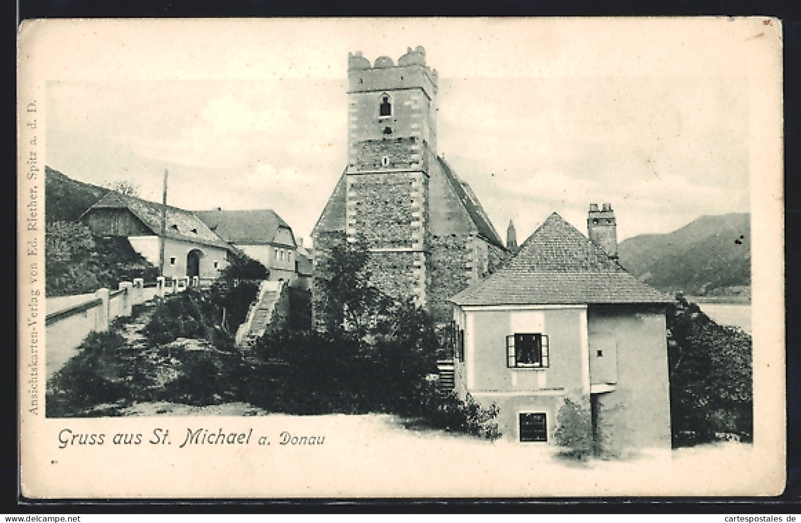 AK St. Michael A. Donau, Ortspartie Mit Altem Turm  - Autres & Non Classés