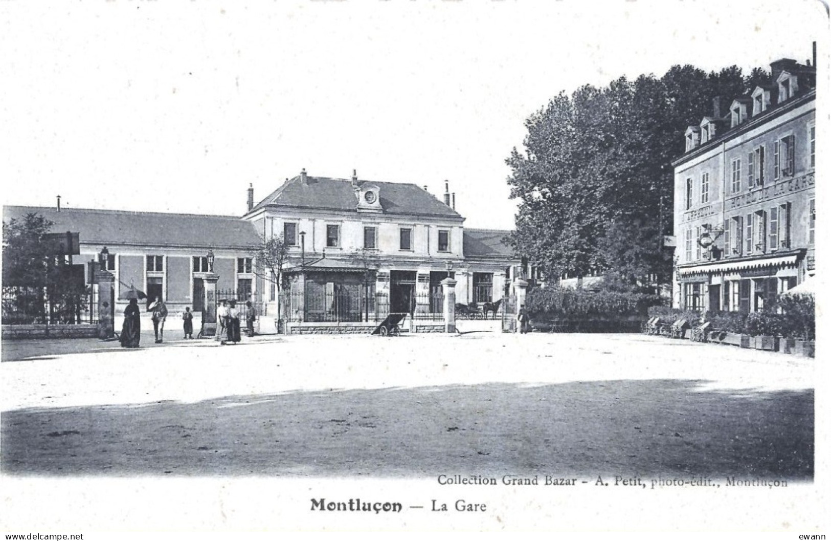 CPA - Montluçon - La Gare - Montlucon