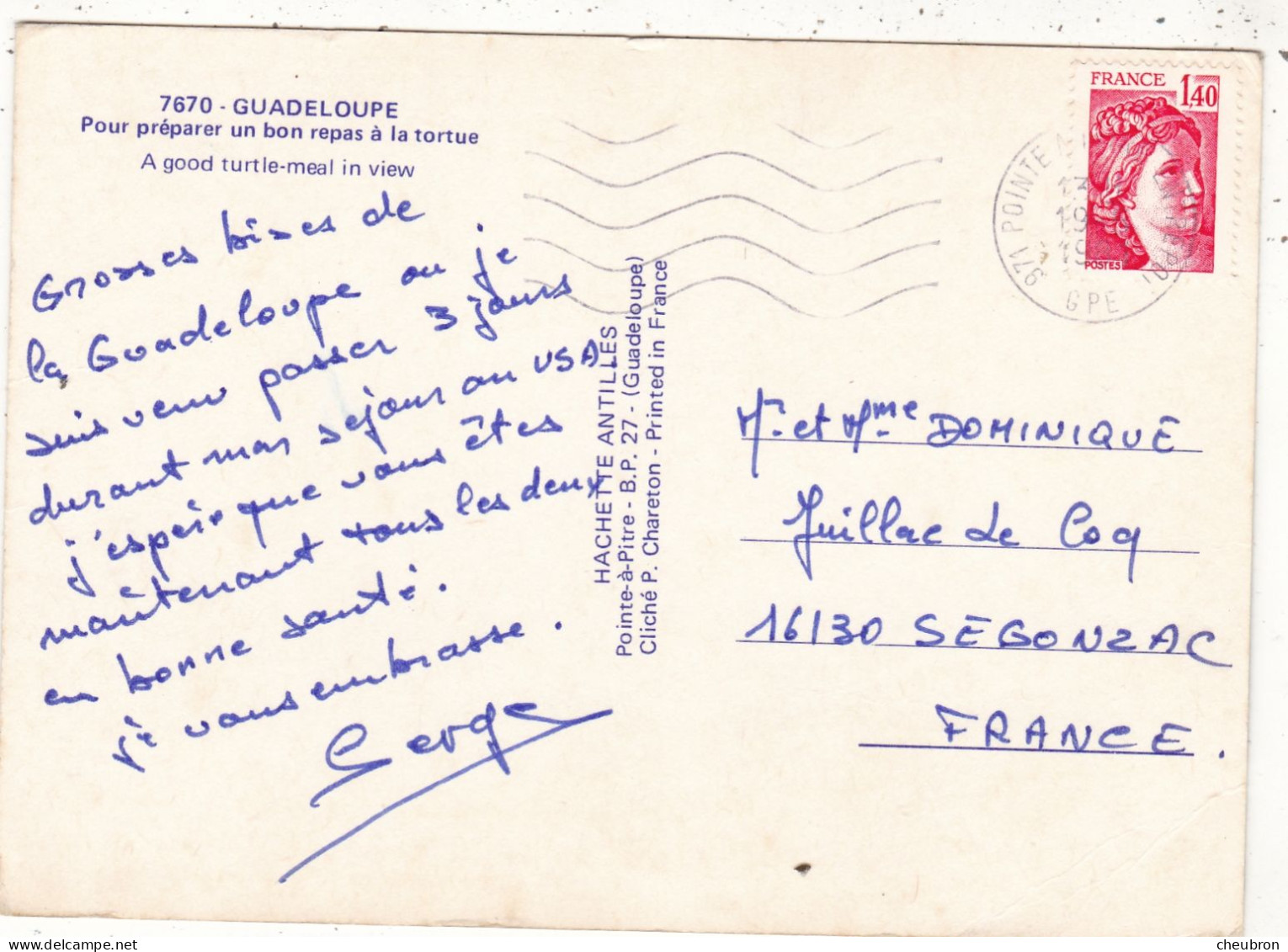 GUADELOUPE. POINTE A PITRE (ENVOYE DE).. JEUNE FEMME POUR PREPARER UN BON REPAS A LA TORTUE. .ANNÉE 1981 + TEXTE - Pointe A Pitre