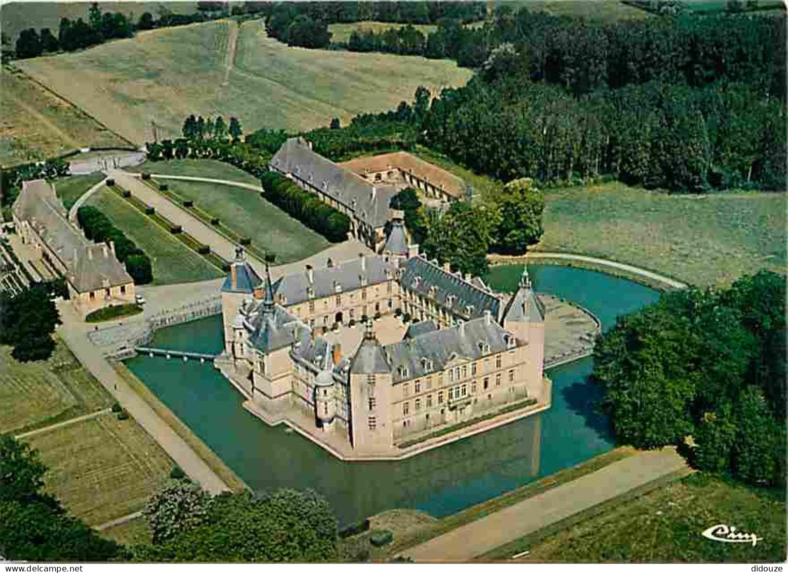 Chateaux - Château De Sully - Vue Aérienne - Saone Et Loire - Carte Neuve - CPM - Voir Scans Recto-Verso - Schlösser