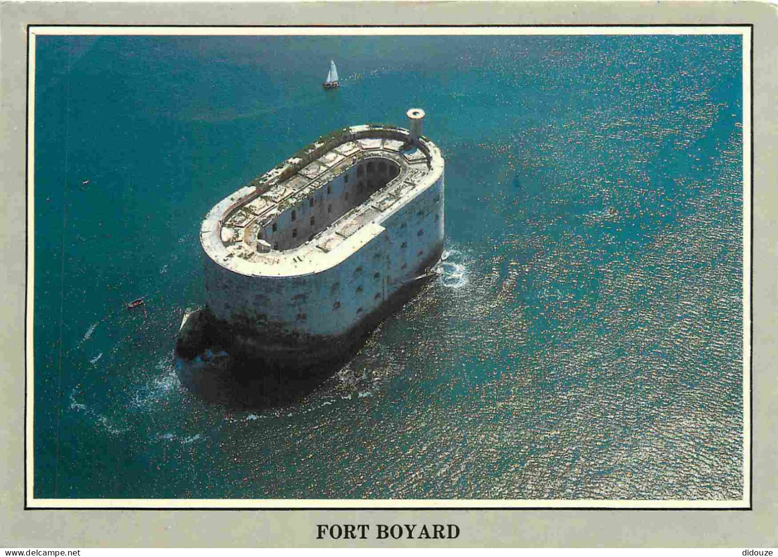 17 - Fort Boyard - Vue Aérienne - CPM - Etat Léger Pli Visible - Voir Scans Recto-Verso - Sonstige & Ohne Zuordnung