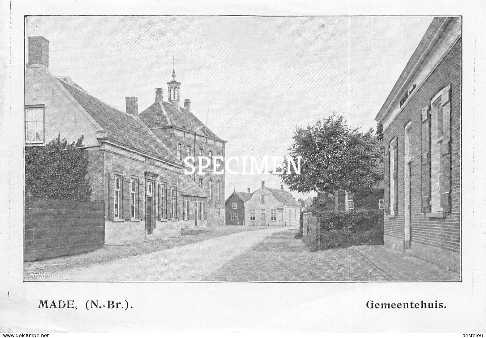 Prent - Gemeentehuis - Made  - 8.5x12.5 Cm - Autres & Non Classés