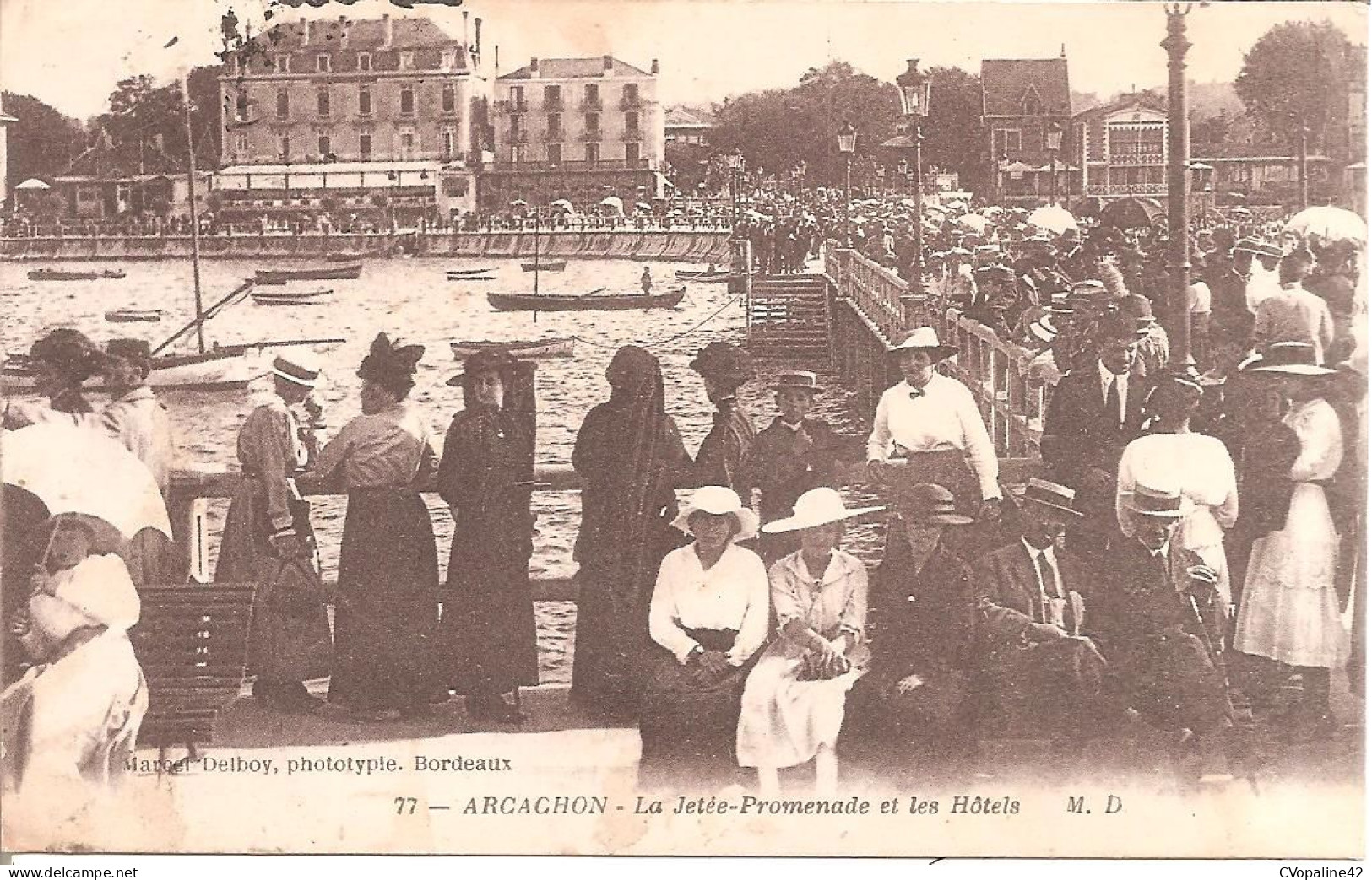 ARCACHON (33) La Jetée-Promenade Et Les Hôtels En 1924 (Belle Animation) - Arcachon