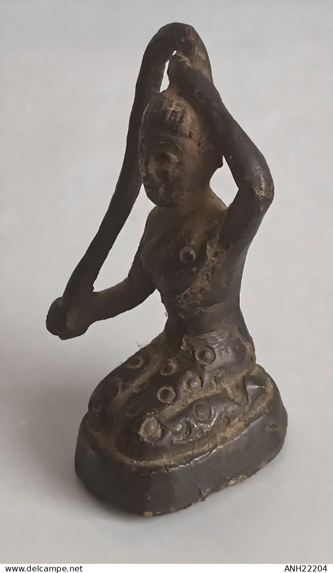 Antique et rare amulette / statuette de Mae Per - Bronze - Thailande, 18ème / 19ème siècle