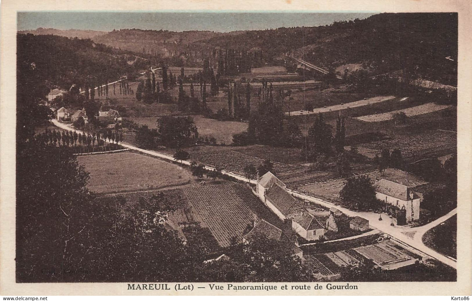 Mareuil * Vue Panoramique Du Village Et Route De Gourdon - Andere & Zonder Classificatie