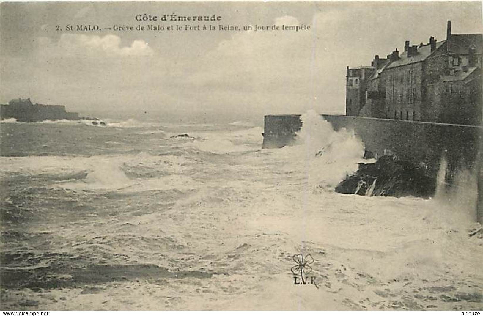 35 - Saint Malo - Grève De Malo Et Le Fort De La Reine Un Jour De Tempete - Effet De Vagues - CPA - Voir Scans Recto-Ver - Saint Malo