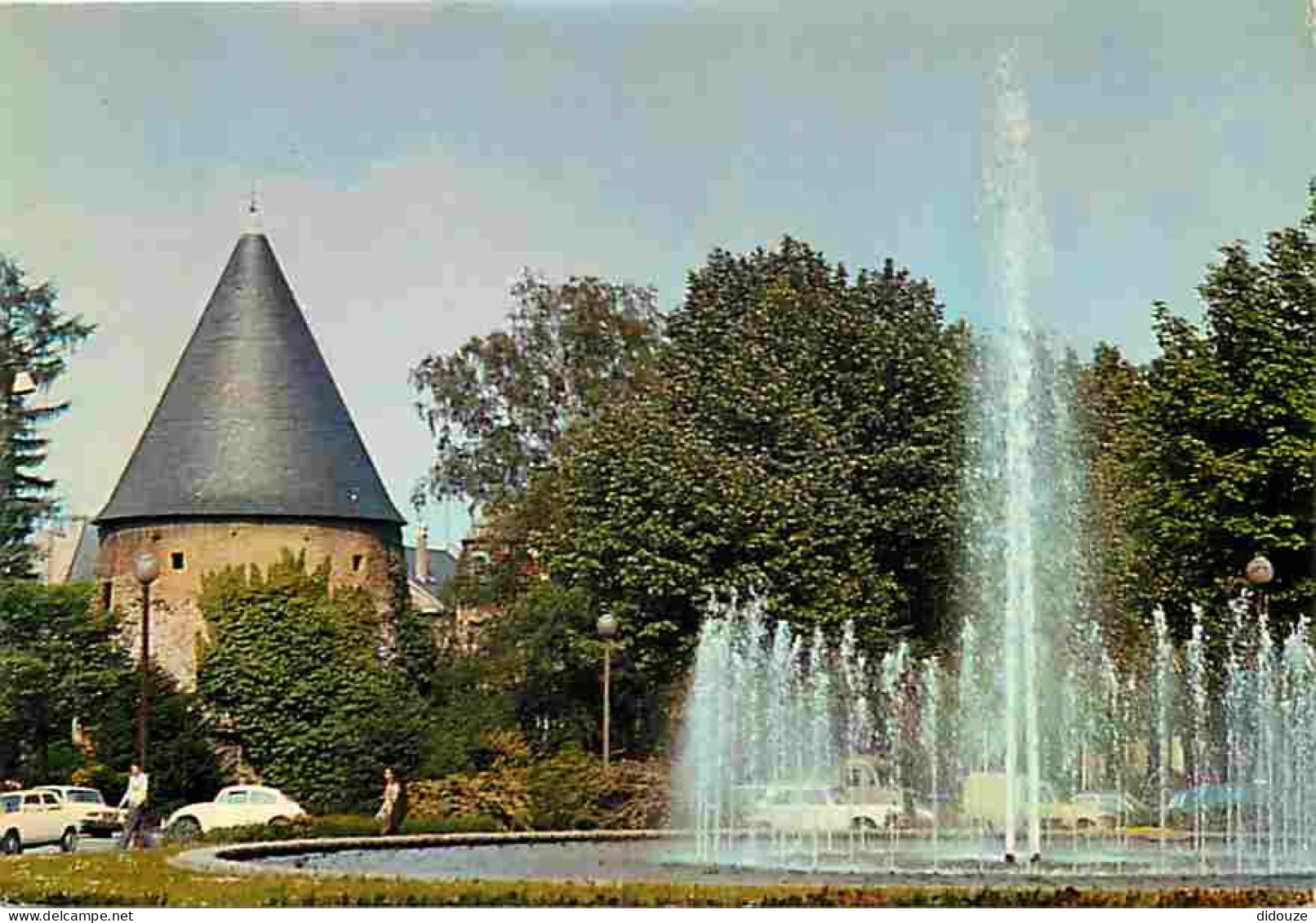 57 - Metz - La Place Paul Déroulède Et La Tour Camoufle - Carte Neuve - CPM - Voir Scans Recto-Verso - Metz