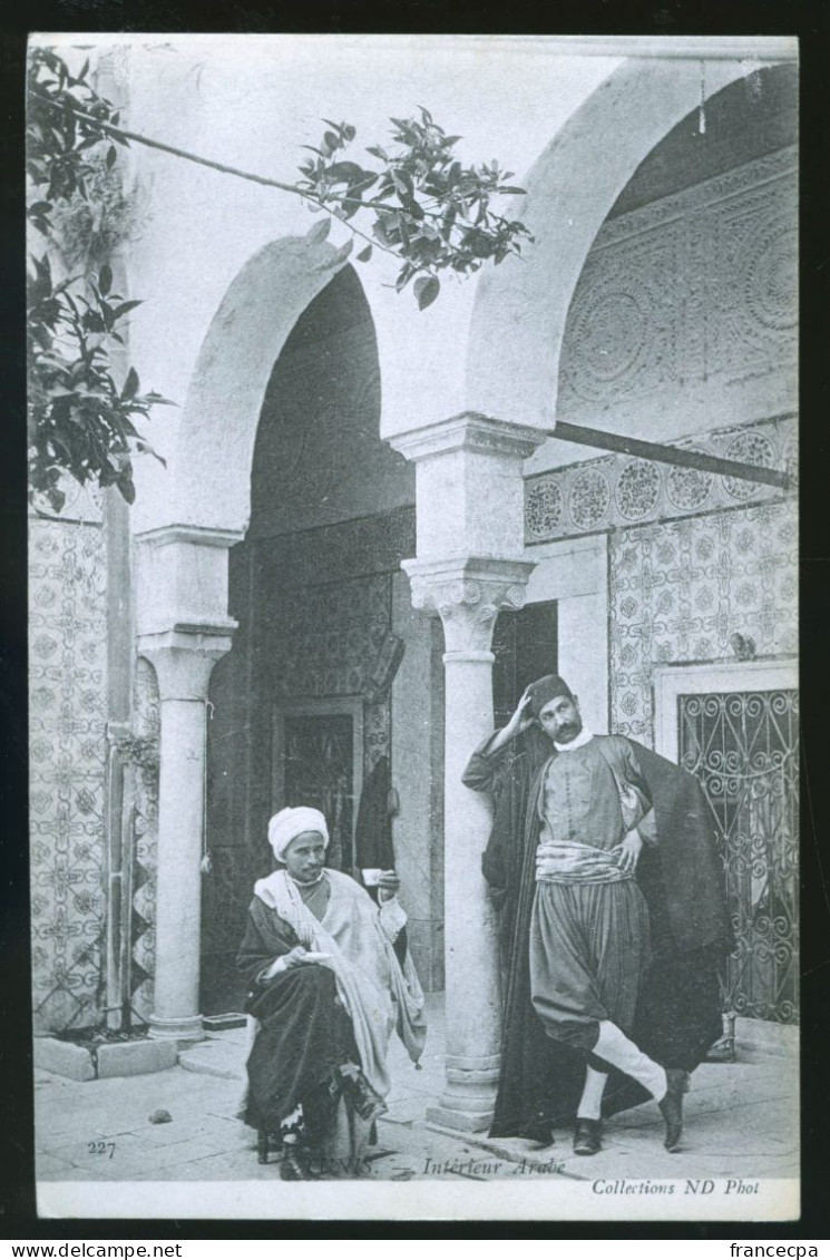 940 - TUNISIE - Intérieur D'une Maison Arabe - DOS NON DIVISE - Tunisia