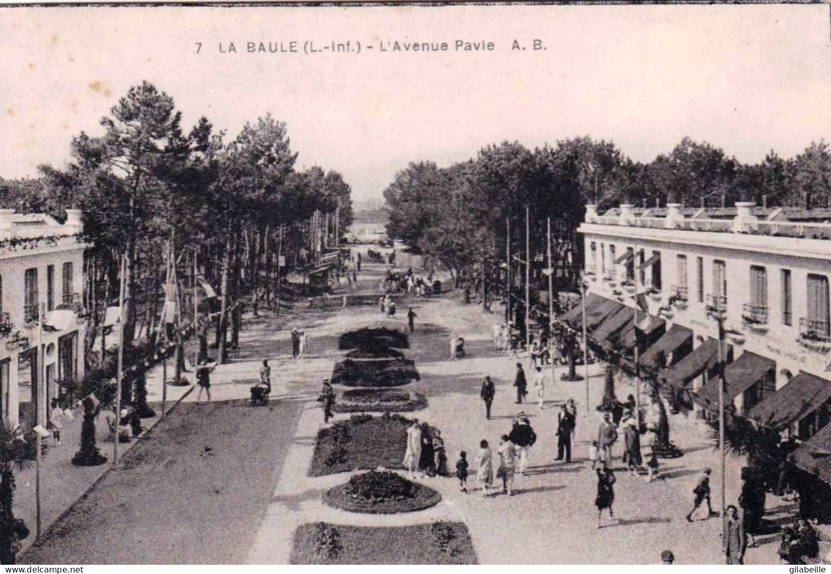 44 - Loire Atlantique -  LA BAULE  -  L Avenue Pavie - La Baule-Escoublac