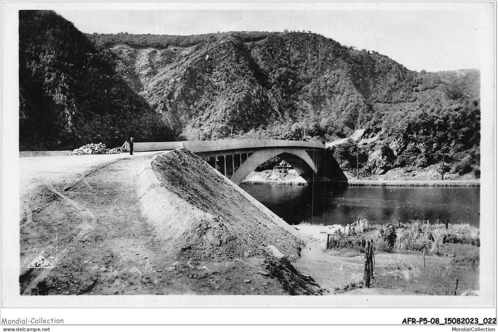 AFRP5-08-0347 - Vallée De La Meuse - LAIFOUR - Les Dames De Meuse Et Le Nouveau Pont De 97 M - De Portée - Charleville