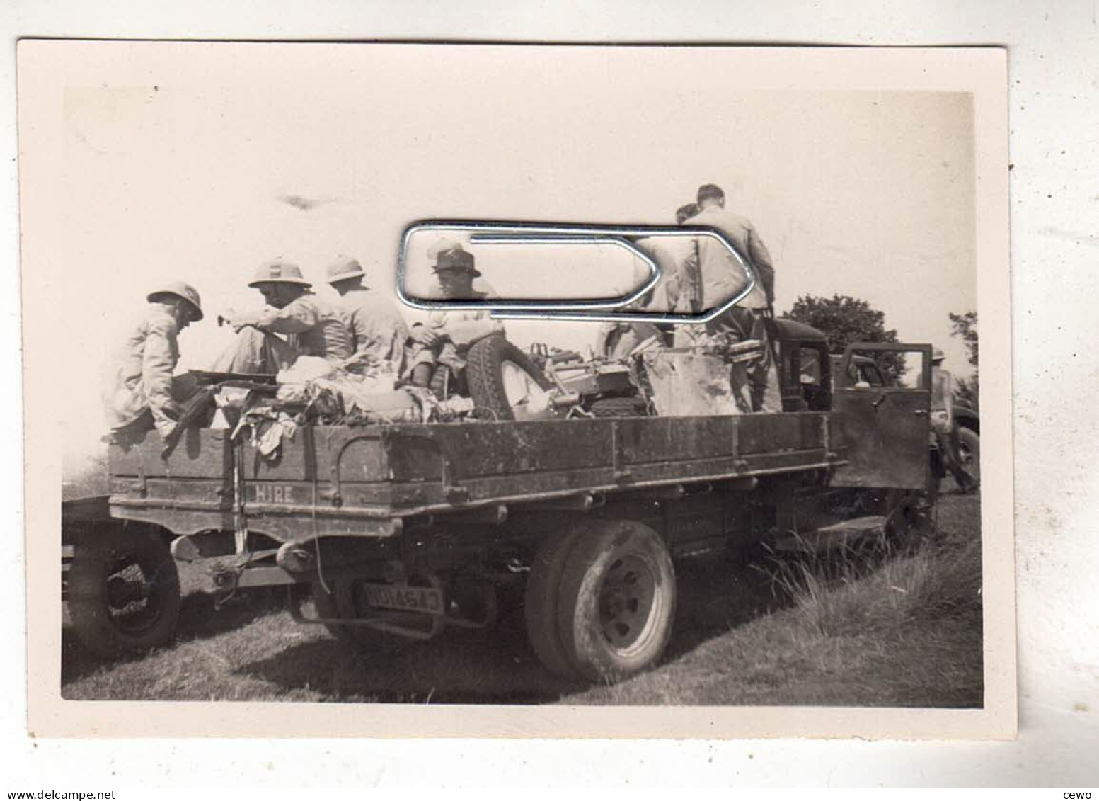 PHOTO  AUTOMOBILE VOITURE  CAMION ANCIEN A IDENTIFIER AVEC SOLDATS - Automobiles