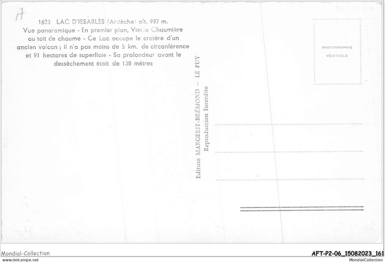 AFTP2-07-0181 - Lac D'issarlès - Vue Panoramique - En Premier Plan Vieille Chaumiere Au Toit De Chaume - Largentiere