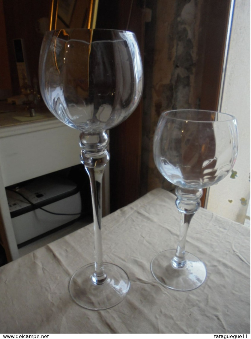 Ancien - 2 Grands Verres Ballon Photophores Sur Pieds En Verre - Glass & Crystal