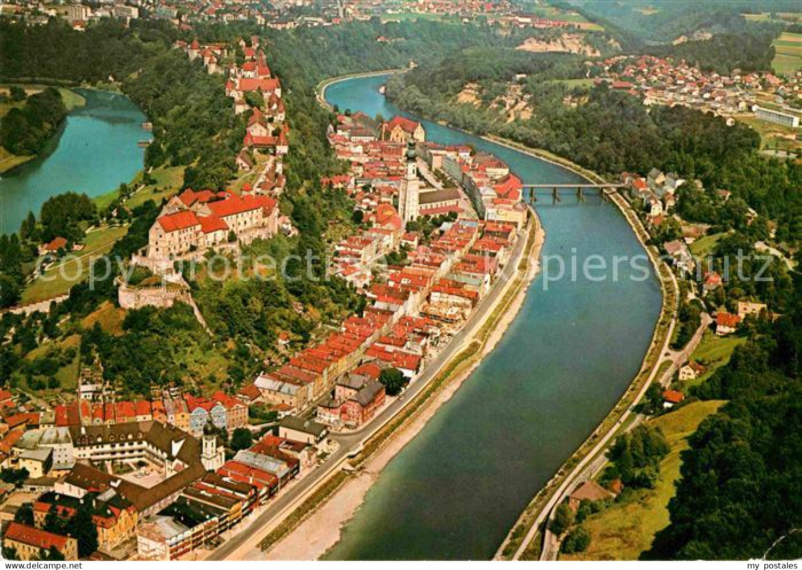 72630731 Burghausen Salzach Fliegeraufnahme Deutschlands Laengste Burg Burghause - Burghausen