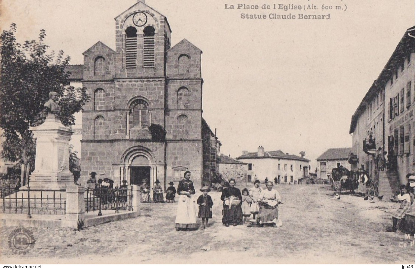 BEAULIEU La Place De L Eglise Dentellieres - Other & Unclassified