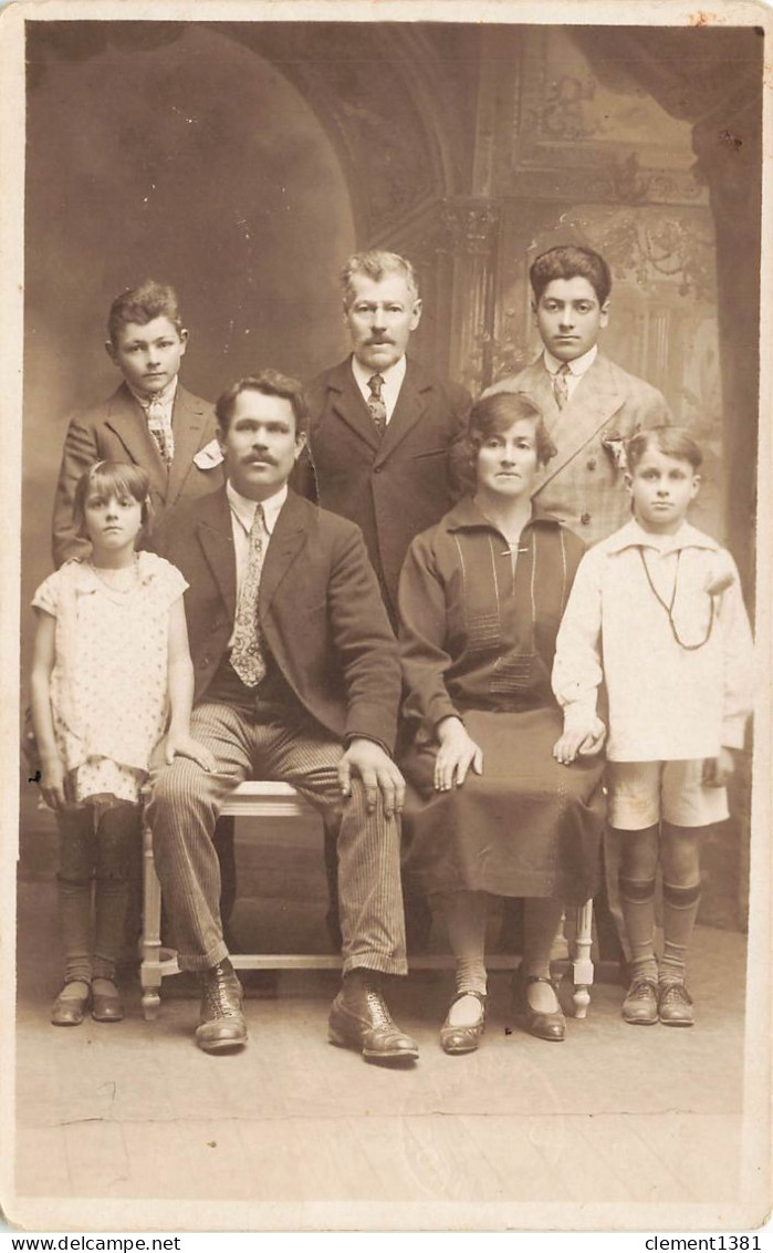 Roanne carte photo d'une famille photographe Dubuis