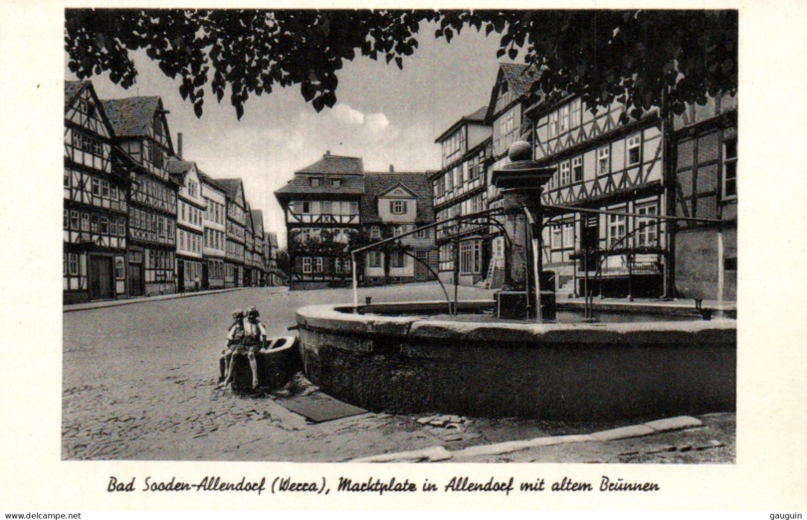 CPA - BAD SOODEN-ALLENDORF - Macktplatz à Allendorf Avec Le Vieux Beünnen - Edition Carl Thoericht - Bad Sooden-Allendorf