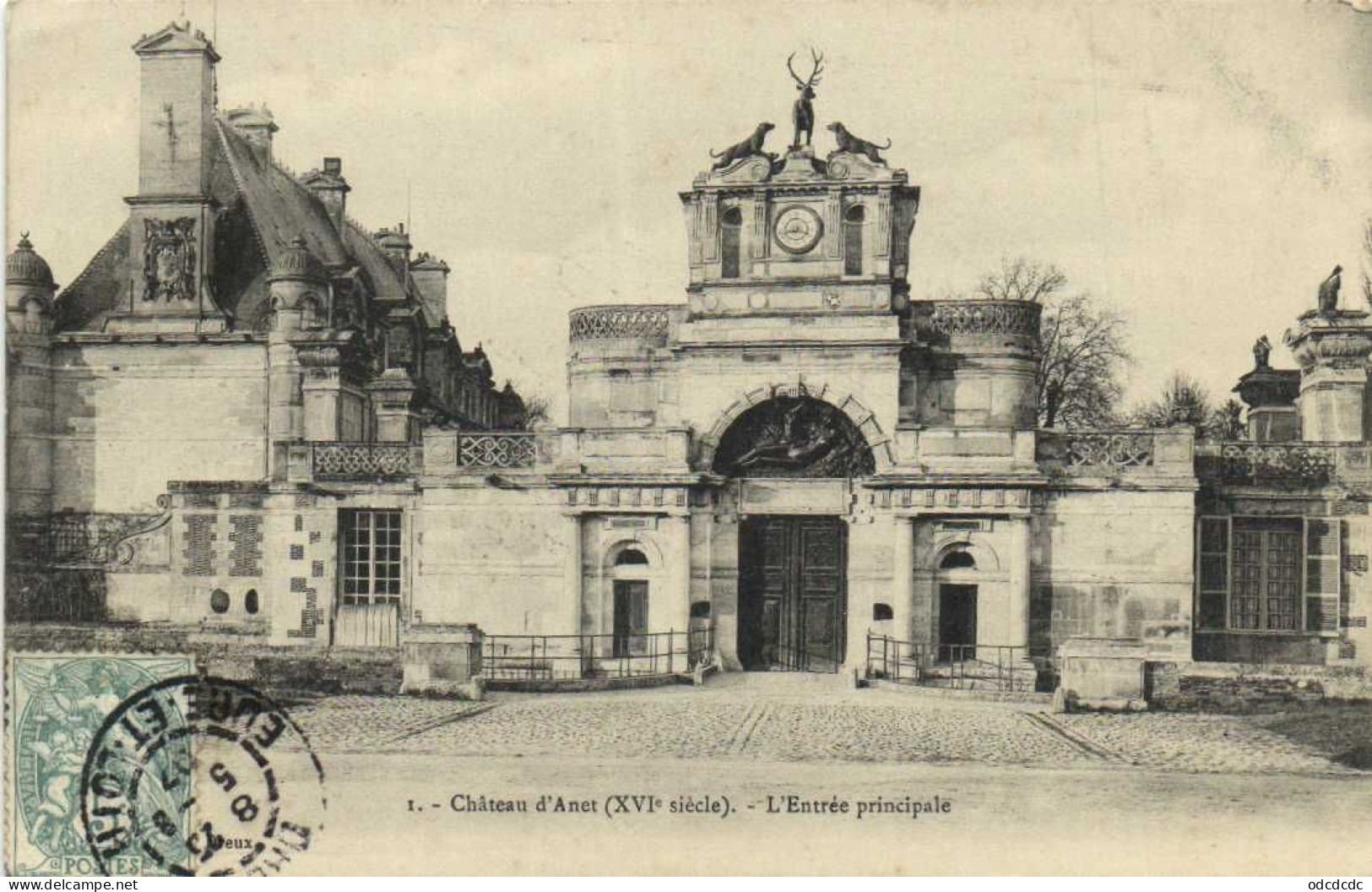 DESTOCKAGE Avant fermeture boutique BON LOT 100 CPA CHATEAUX  FRANCE   (toutes scannées )