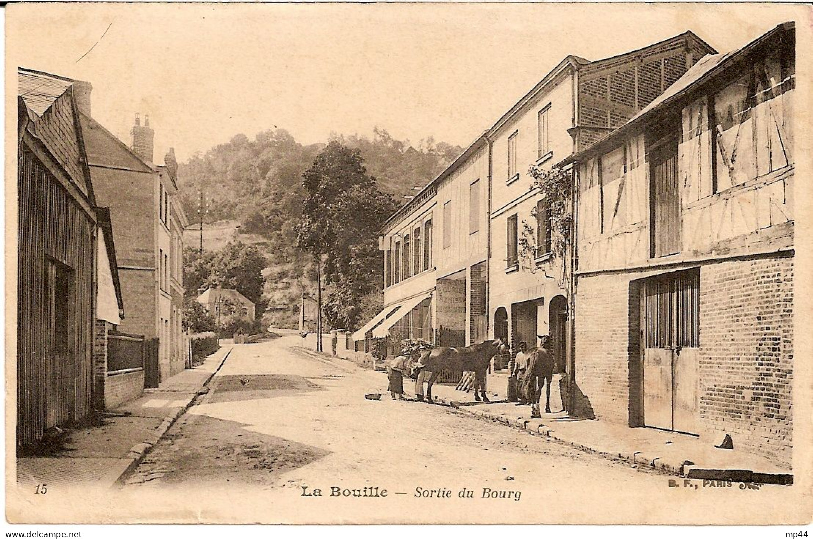 1 --- 76 LA BOUILLE Sortie Du Bourg - La Bouille