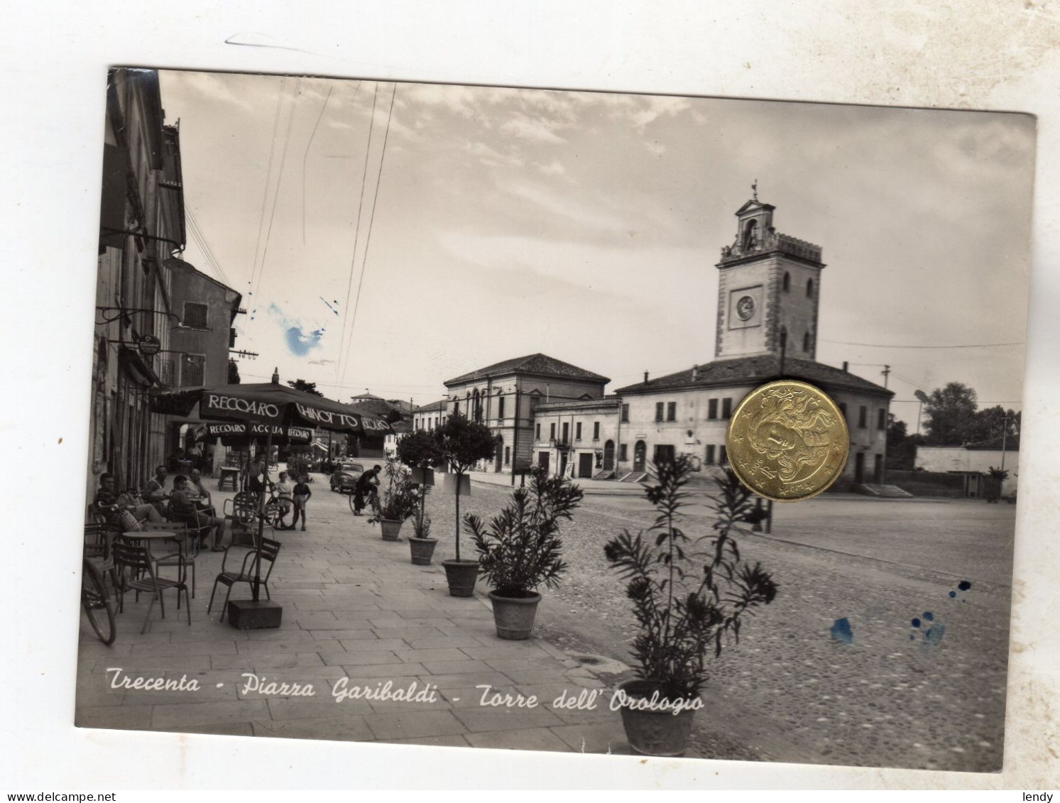 TRECENTA PIAZZA GARIBALI ROVIGO  Viaggiata 1953 Polesine Leggera Piega Centrale - Rovigo