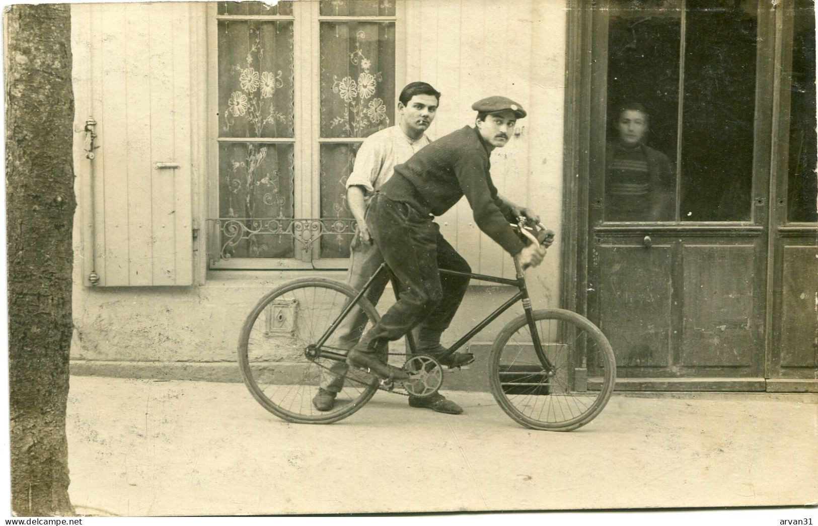 CHAMPDENIERS St DENIS - BELLE Et RARE CARTE PHOTO Du CYCLISTE  Alfred BOUTET  - - Champdeniers Saint Denis