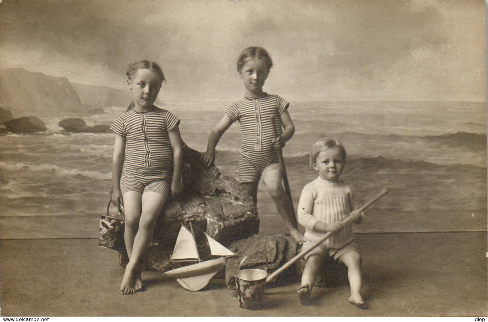 CP Carte Photo D&#039;&eacute;poque Photographie Vintage Enfant Schuhler  Maillot De Bain  - Autres & Non Classés