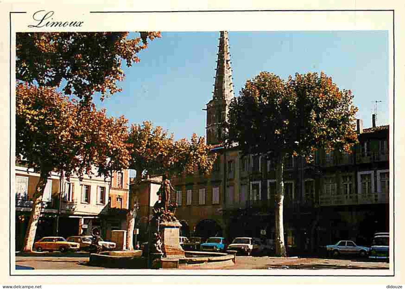 11 - Limoux - Place République - Automobiles - CPM - Voir Scans Recto-Verso - Limoux