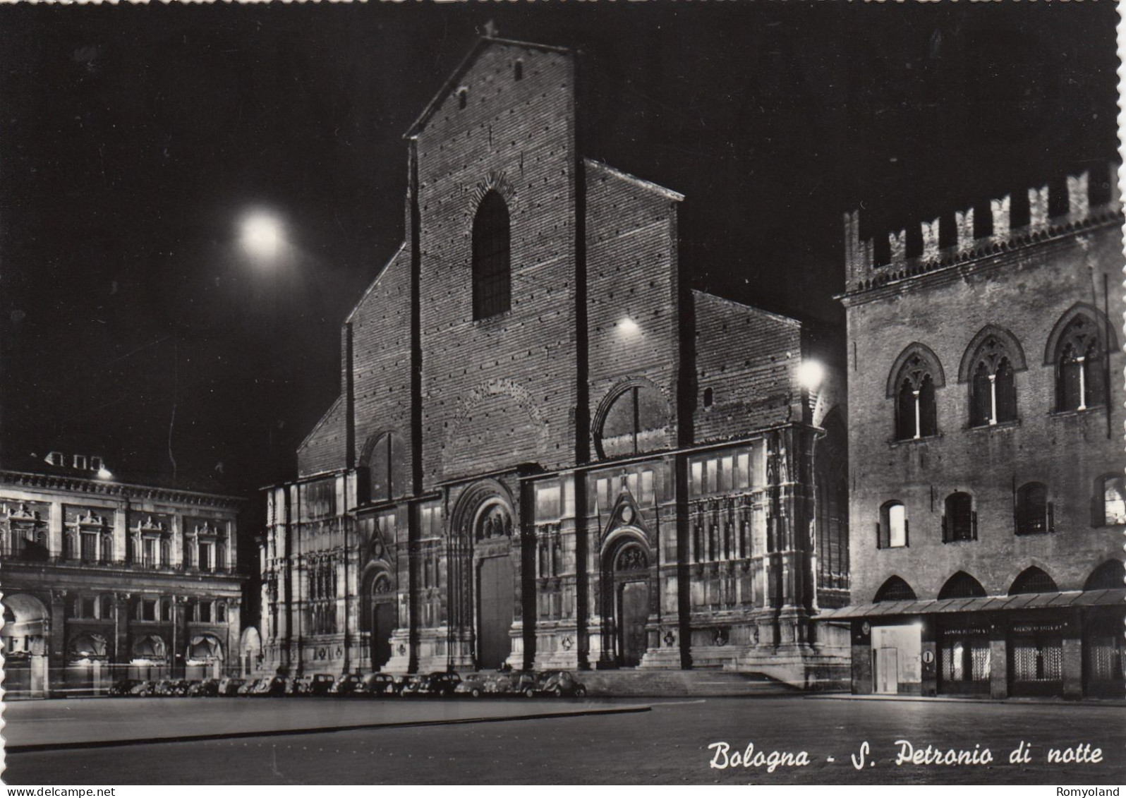 CARTOLINA  C15 BOLOGNA,EMILIA ROMAGNA-S.PETRONIO DI NOTTE-STORIA,MEMORIA,CULTURA,RELIGIONE,BELLA ITALIA,NON VIAGGIATA - Bologna