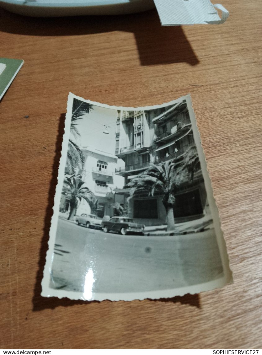 563 // PHOTO ANCIENNE 11 X 7 CMS / VOITURES ANCIENNES A ORAN - Automobiles