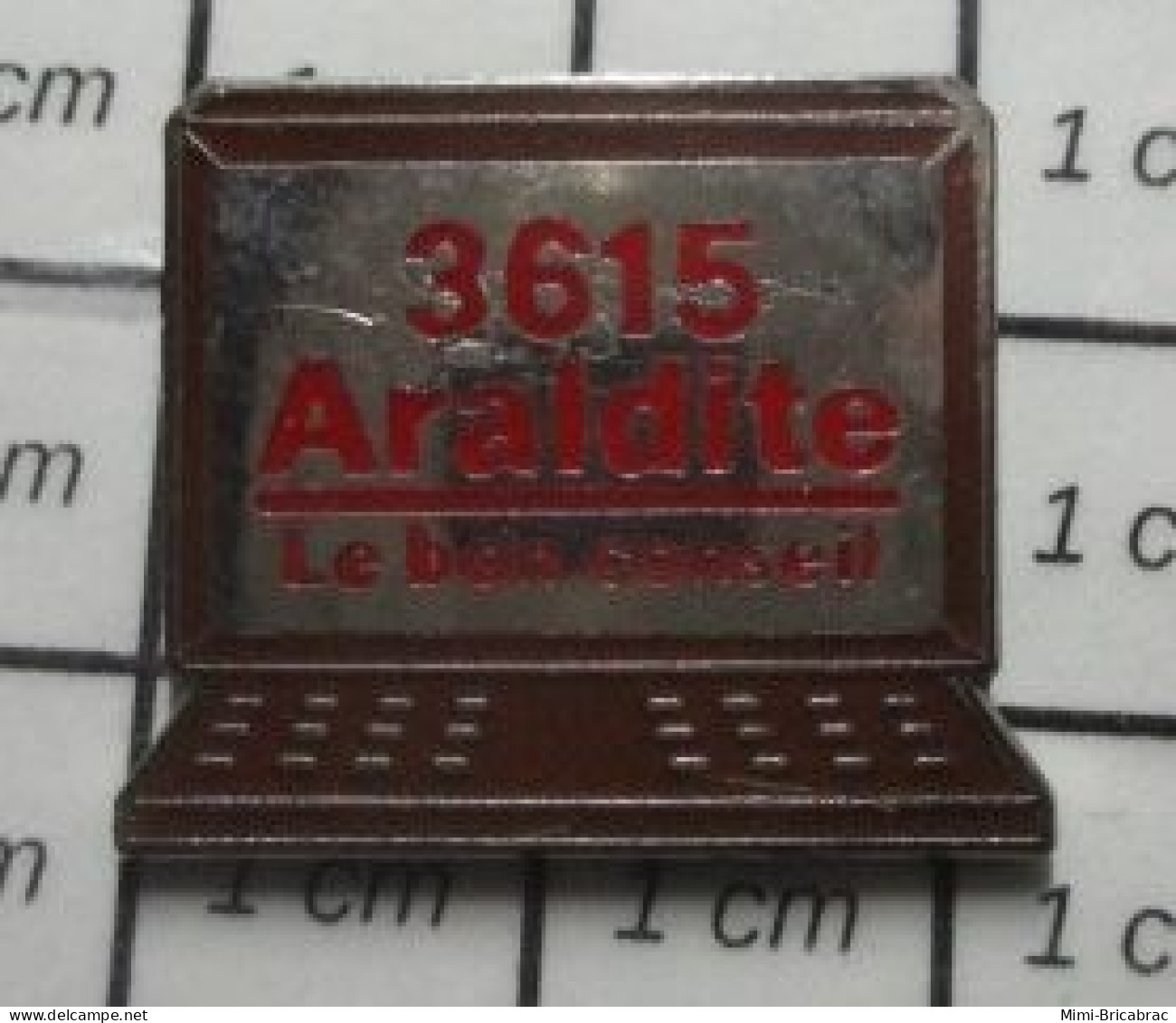 811B Pin's Pins / beau et rare / THEME : INFORMATIQUE / MINITEL 36.15 ARALDITE LE BON CONSEIL par SOFREC