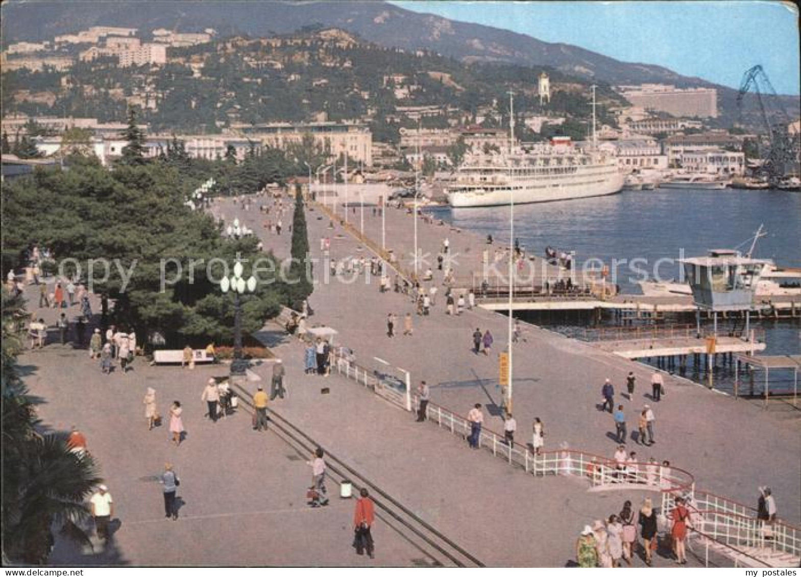 72575417 Jalta Yalta Krim Crimea Lenin Promenade   - Ukraine