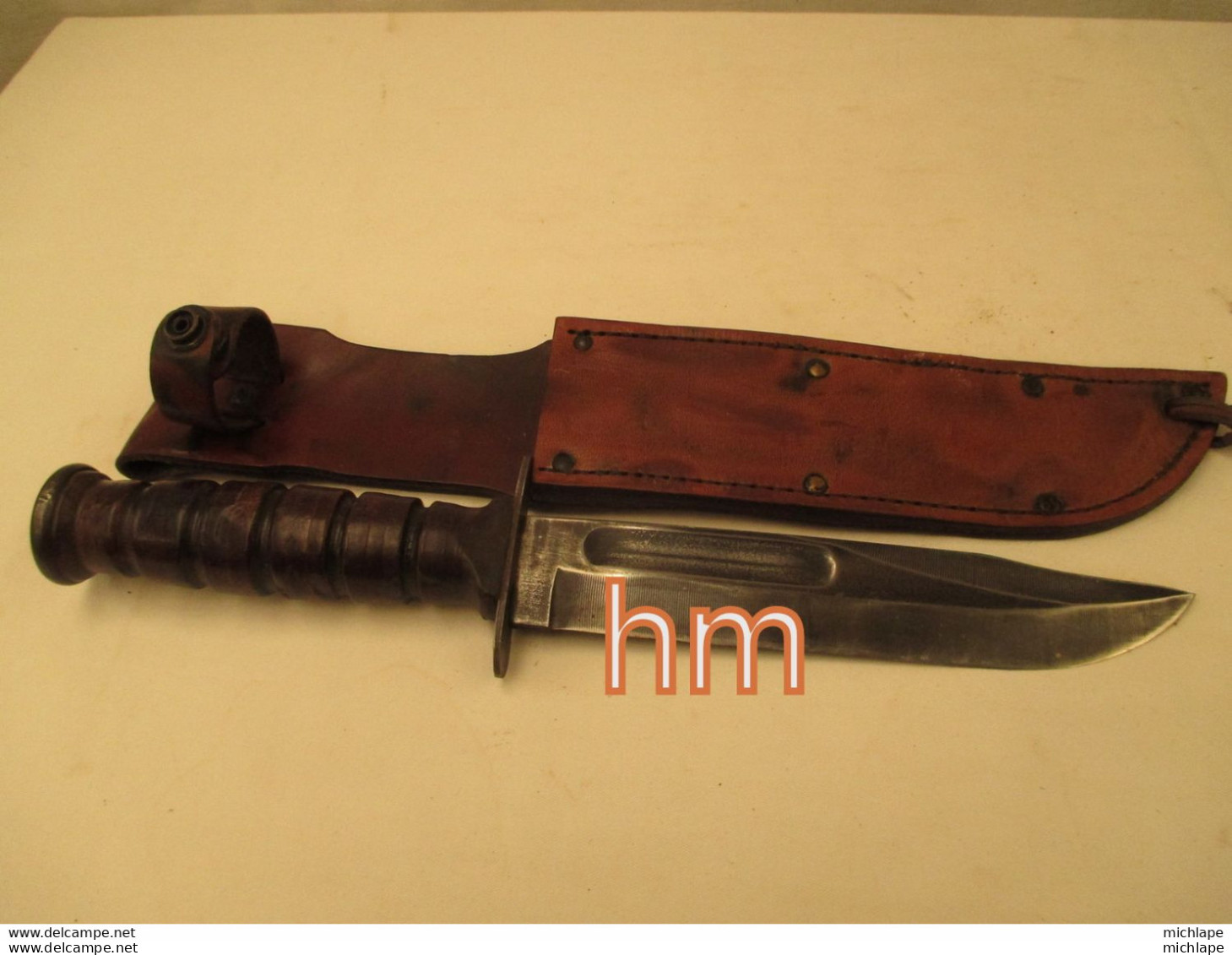 dague - poignard - couteau -   CAMILIUS - long. 31 cm  lame 17,5   tres bon état