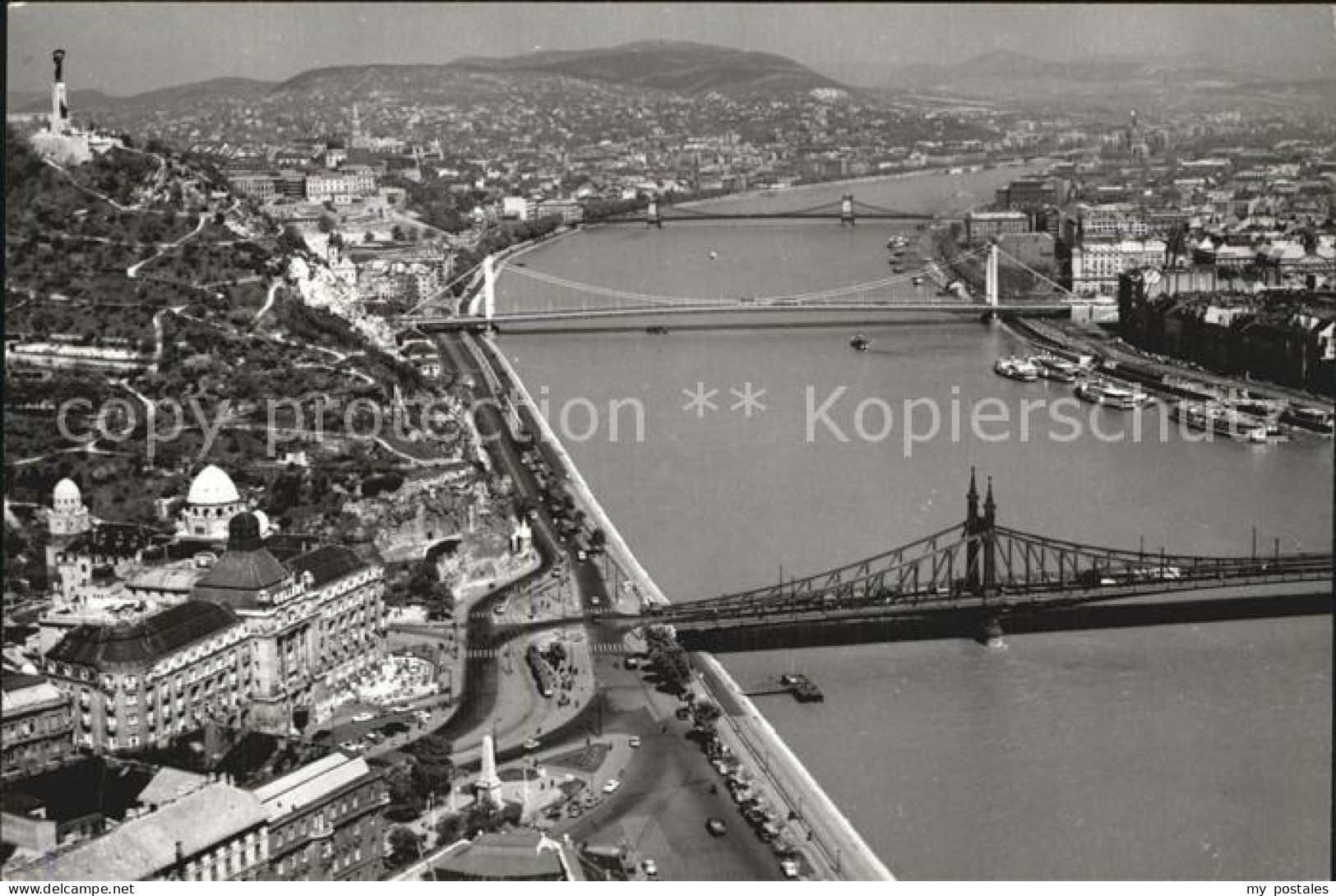 72519668 Budapest Luftaufnahme Budapest - Hungary