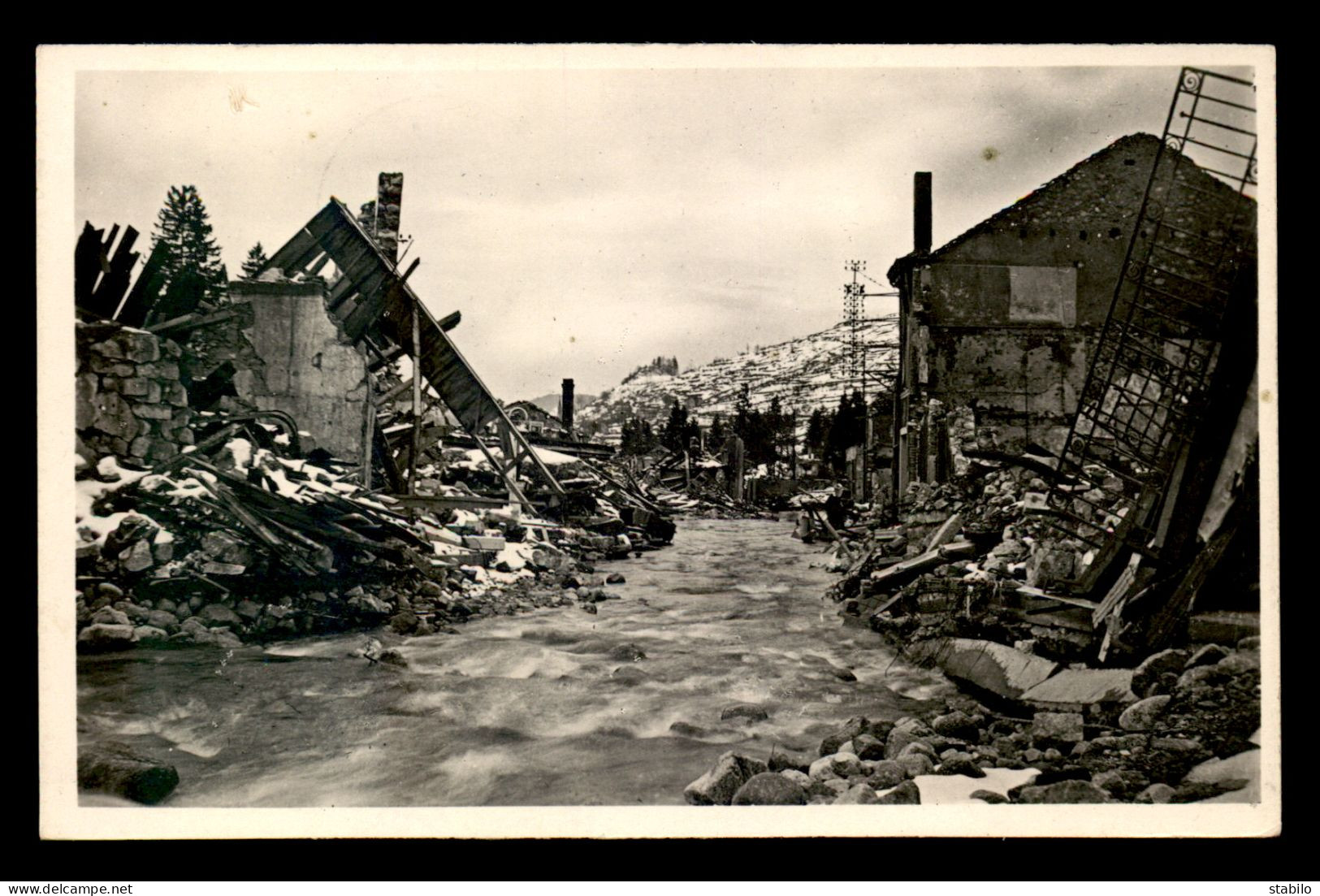 GUERRE 39/45 - LA BRESSE (VOSGES) - APRES LE PASSAGE DES ALLEMANDS - Guerre 1939-45