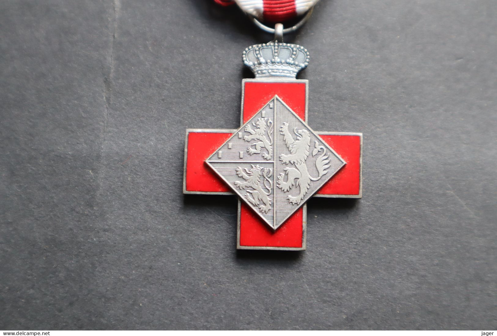 Médaille Croix Rouge  Luxembourg Josephine Charlotte  Grande Duchesse - Belgium