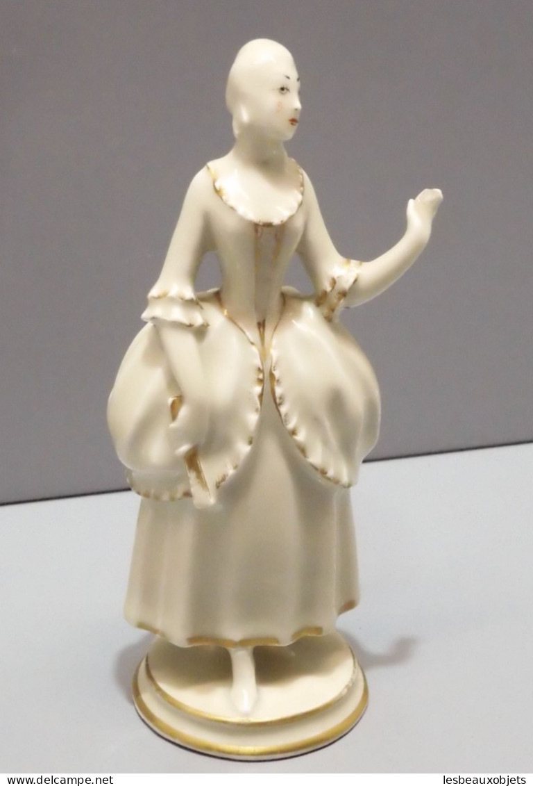 -STATUETTE PORCELAINE De LIMOGES Signée LUCIEN MICHELAUD FEMME ELEGANTE   E - Limoges (FRA)