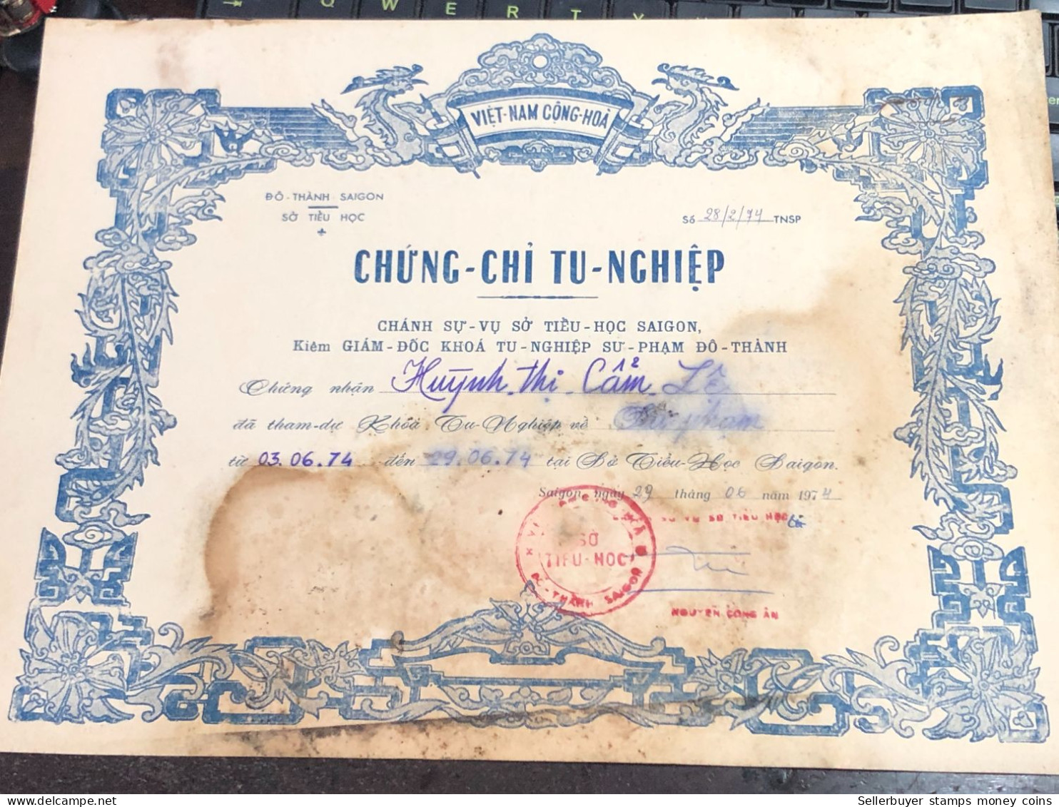 SOUTH Vietnam Sells Paper Certificate Of Merit During The Republic Of Vietnam Period-certificate Of Entry And Exit Certi - Autres & Non Classés