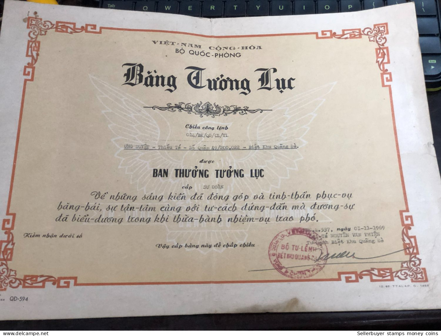 SOUTH Vietnam Sells Paper Certificate Of Merit During The Republic Of Vietnam Period-certificate Of Entry And Exit Certi - Autres & Non Classés