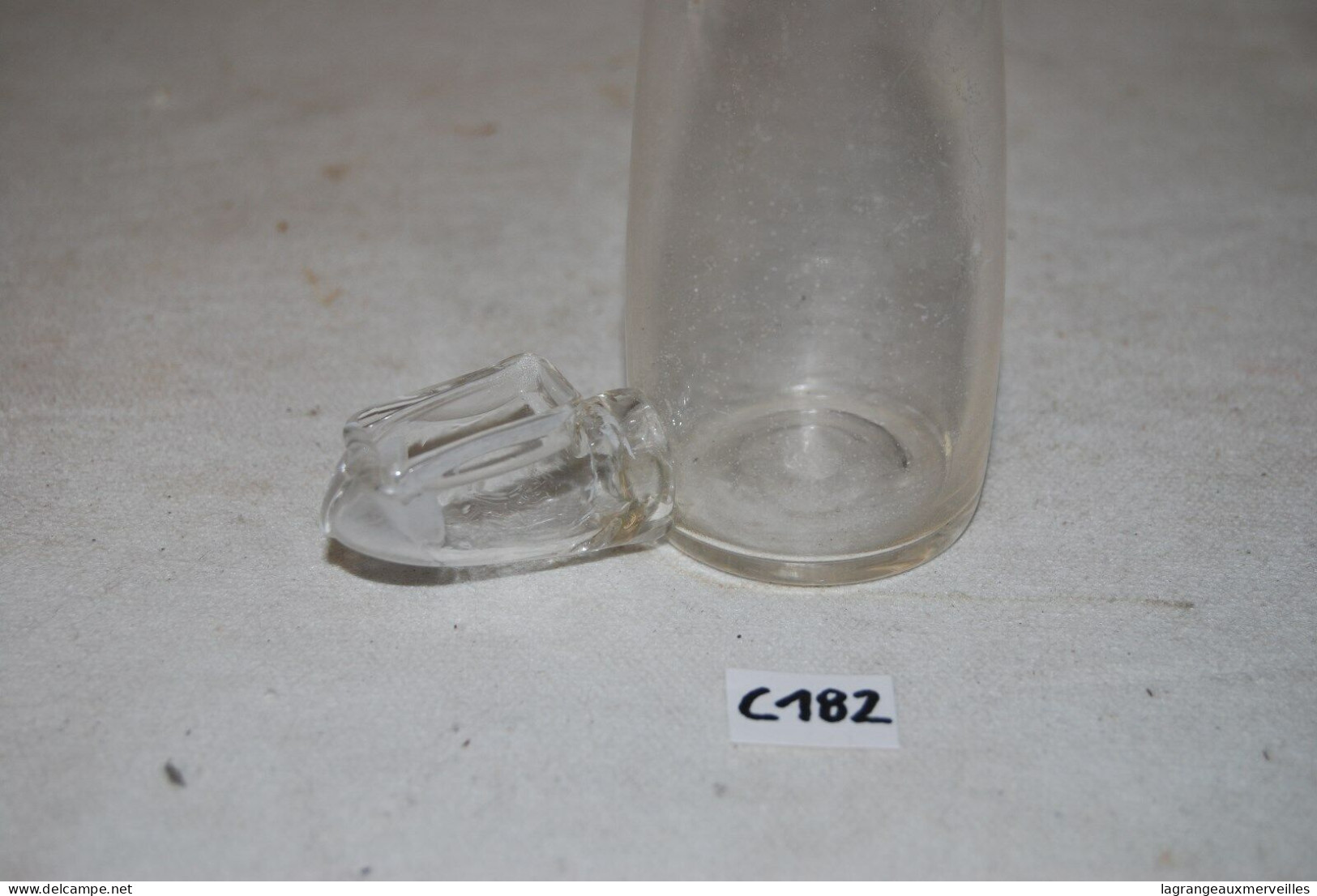 C182 Ancien Abreuvoir En Verre - 1970 80 - Glass & Crystal