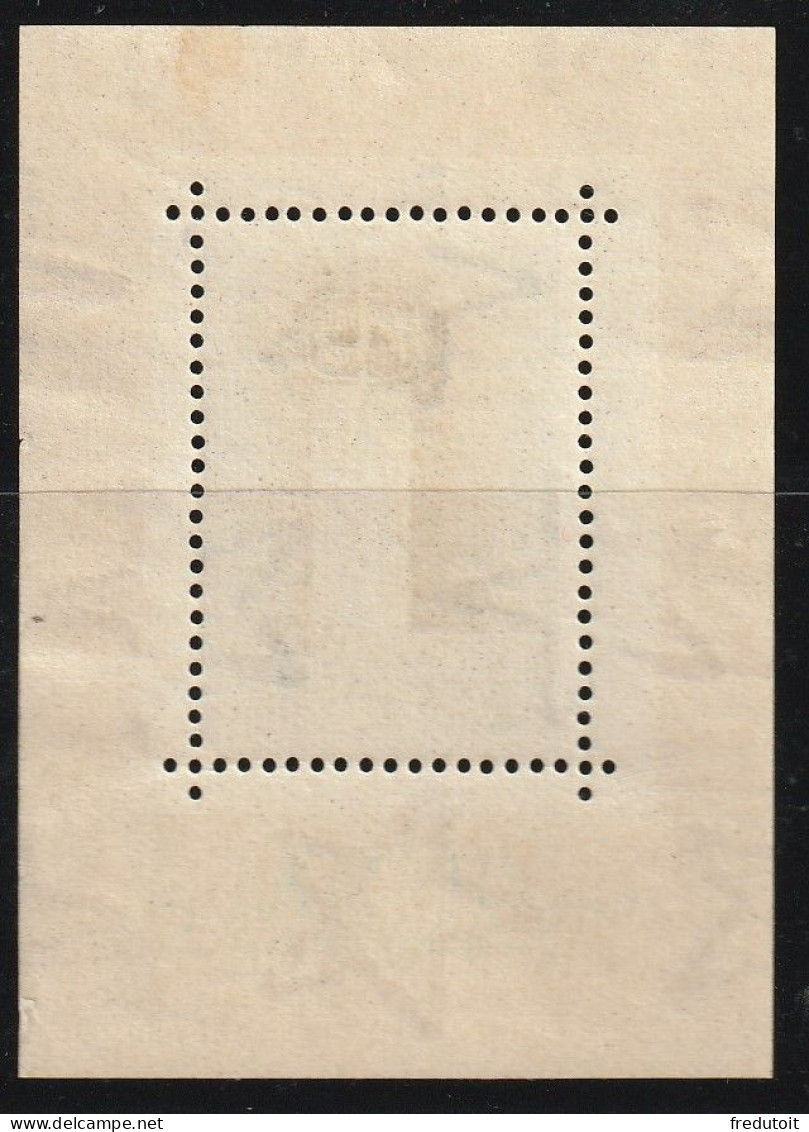 HONGRIE - BLOC N°32 ** (1958) Télévision - Blocks & Sheetlets