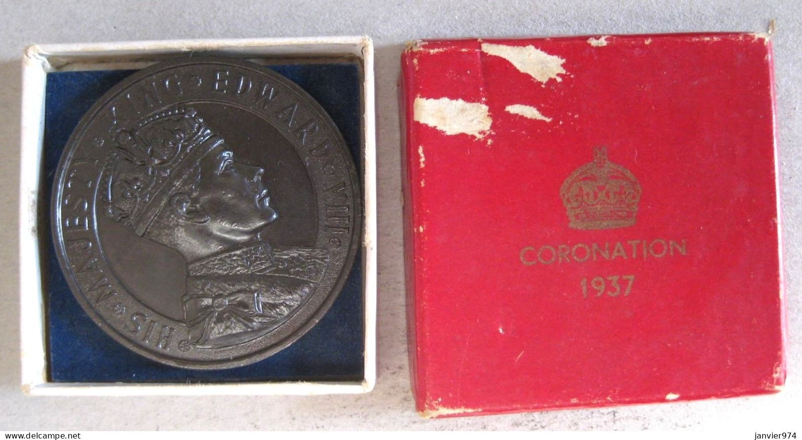 Médaille Et Sa Boite D’origine . Edward VIII Coronation Medal Crowned 1937, Gravée Par Britis - Royal/Of Nobility