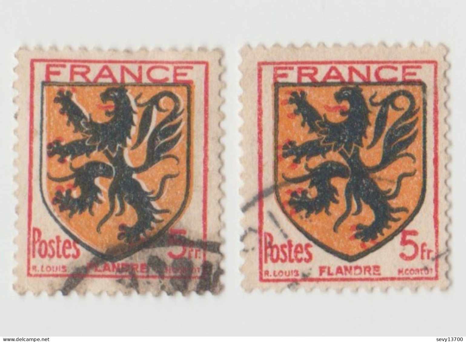 2 Timbres France 1942  YT N° 602 Armoiries Flandre. Variété Griffes Absentes Lion Contours Blancs Langue Plus Petite - Gebraucht
