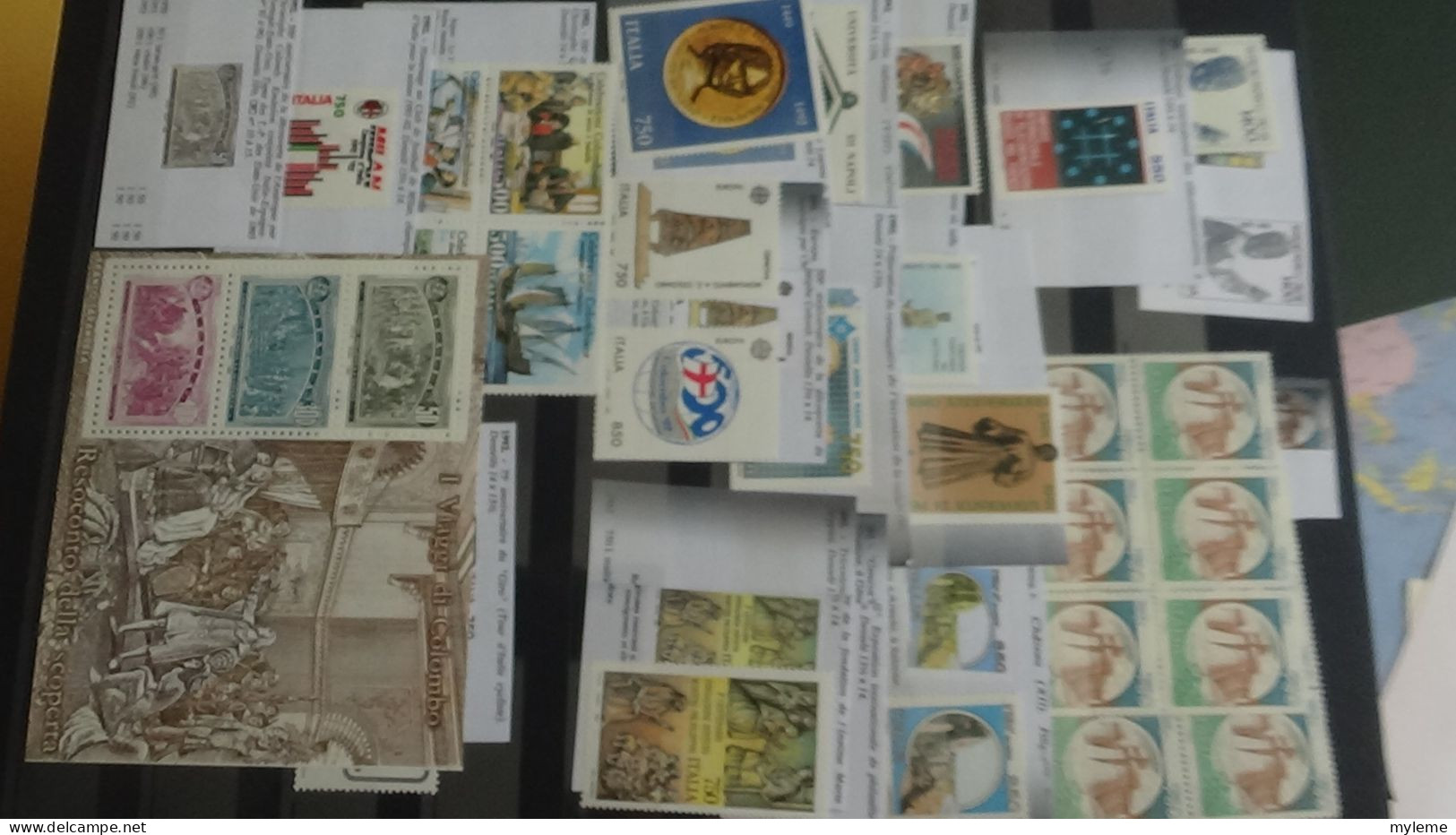 BJ30 Collection De Timbres D'Italie Avec Notices Explicatives.  A Saisir !!! - Collections (en Albums)