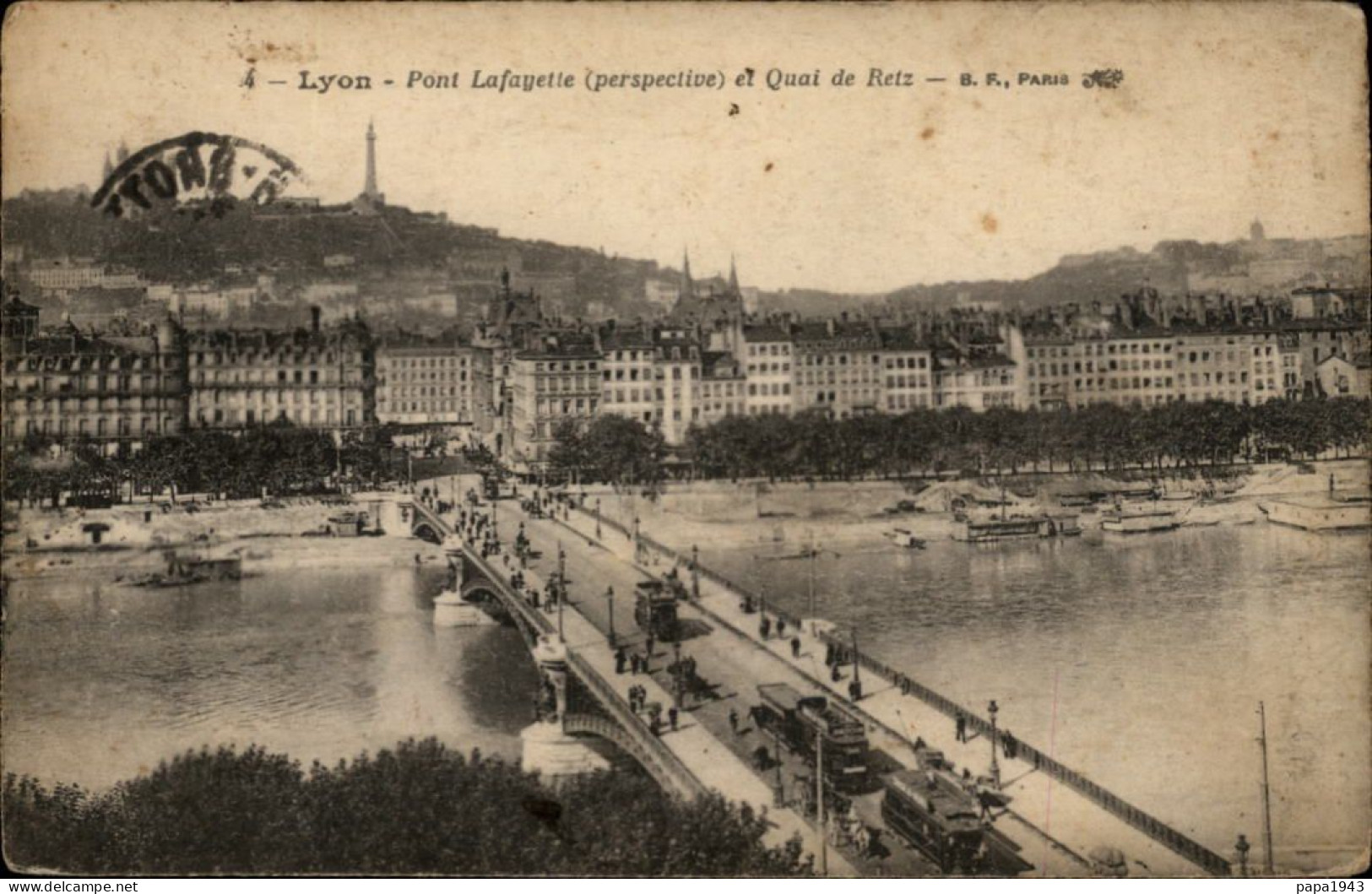 1919  Cachet  " COMMISSION MILITAIRE De LYON BROTTEAUX " - Lettres & Documents