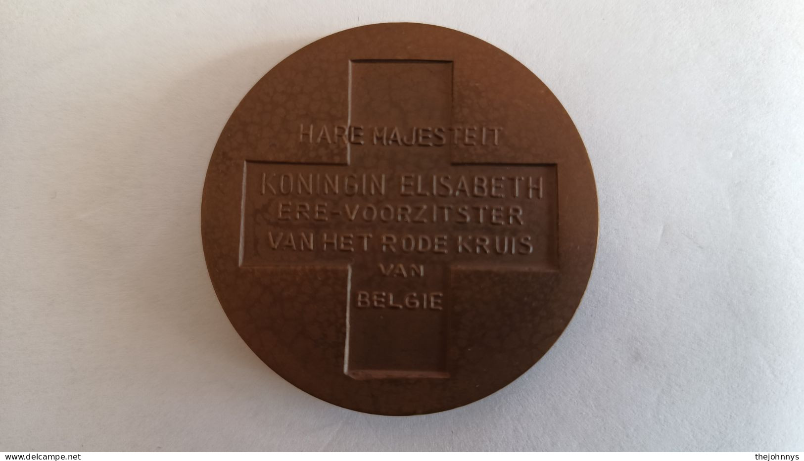 Rare Médaille Belge Hare Majesteit Koningin Elisabeth Ere-voorzitster Van Het Rode Kruis - Altri & Non Classificati