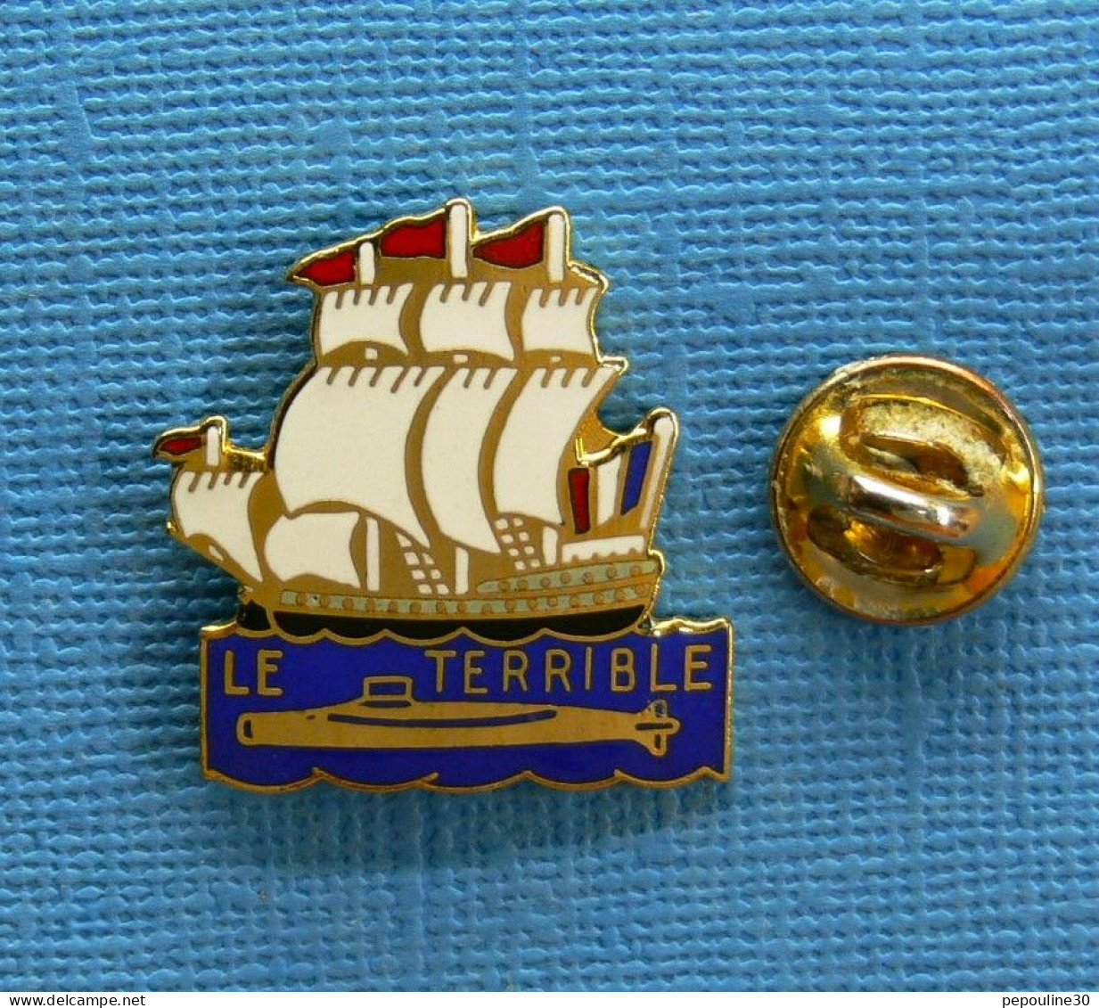 1 PIN'S // ** S.N.L.E. / SOUS-MARINS NUCLÉAIRE LANCEUR D'ENGINS " LE TERRIBLE " (S619) MARINE NATIONALE ** . (Ferrier). - Militaria