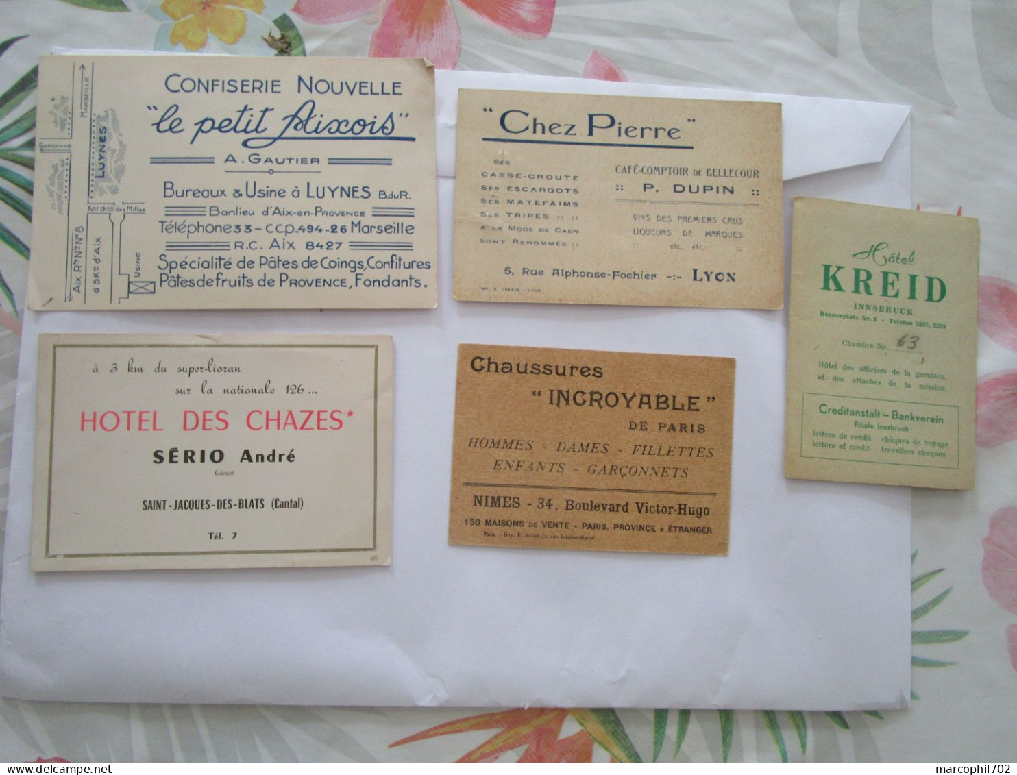 lot de cartes de visites ou publicitaires