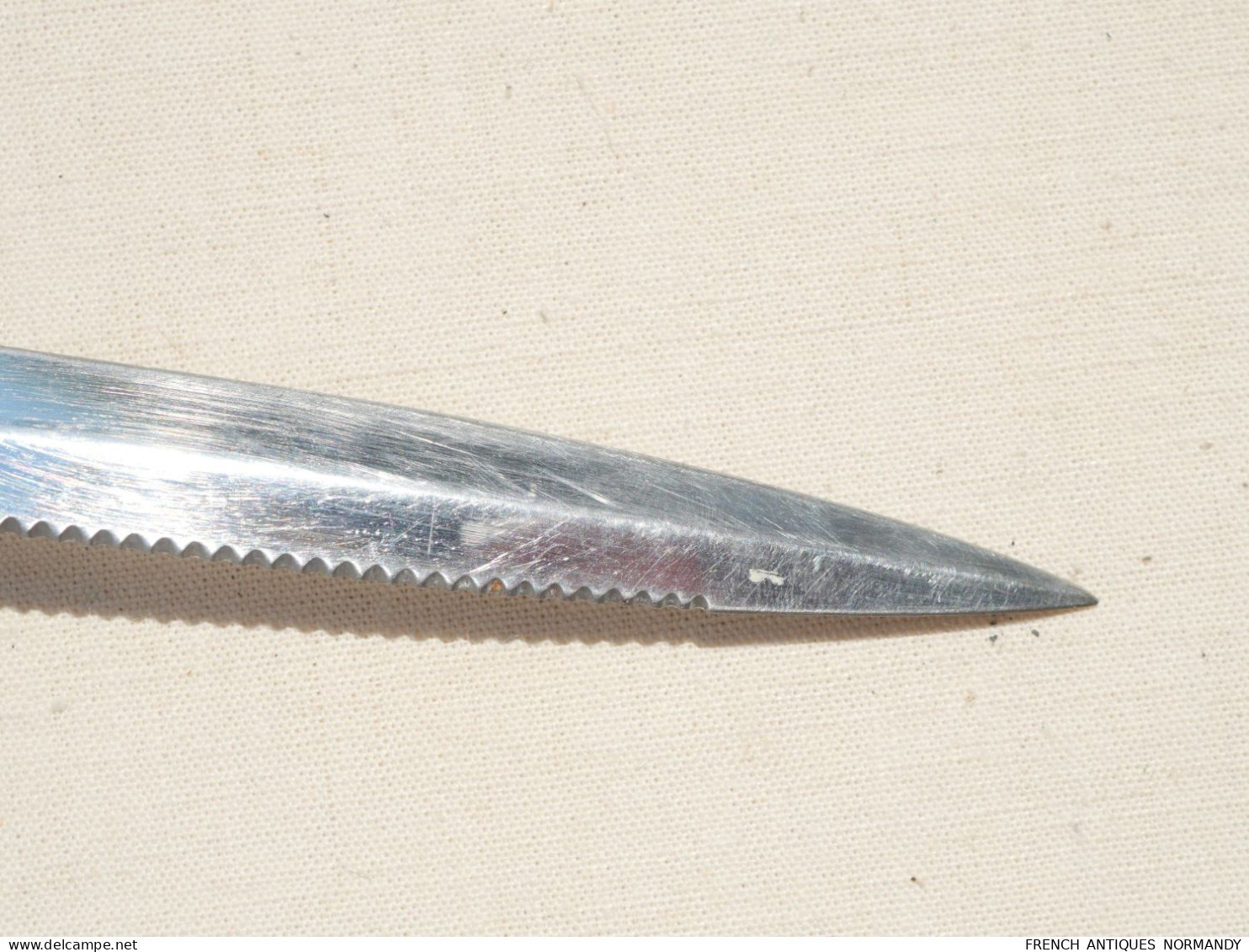 Bon couteau de plongée Sporasub signé H Dessault SGE24COU001   En bon état d'usage