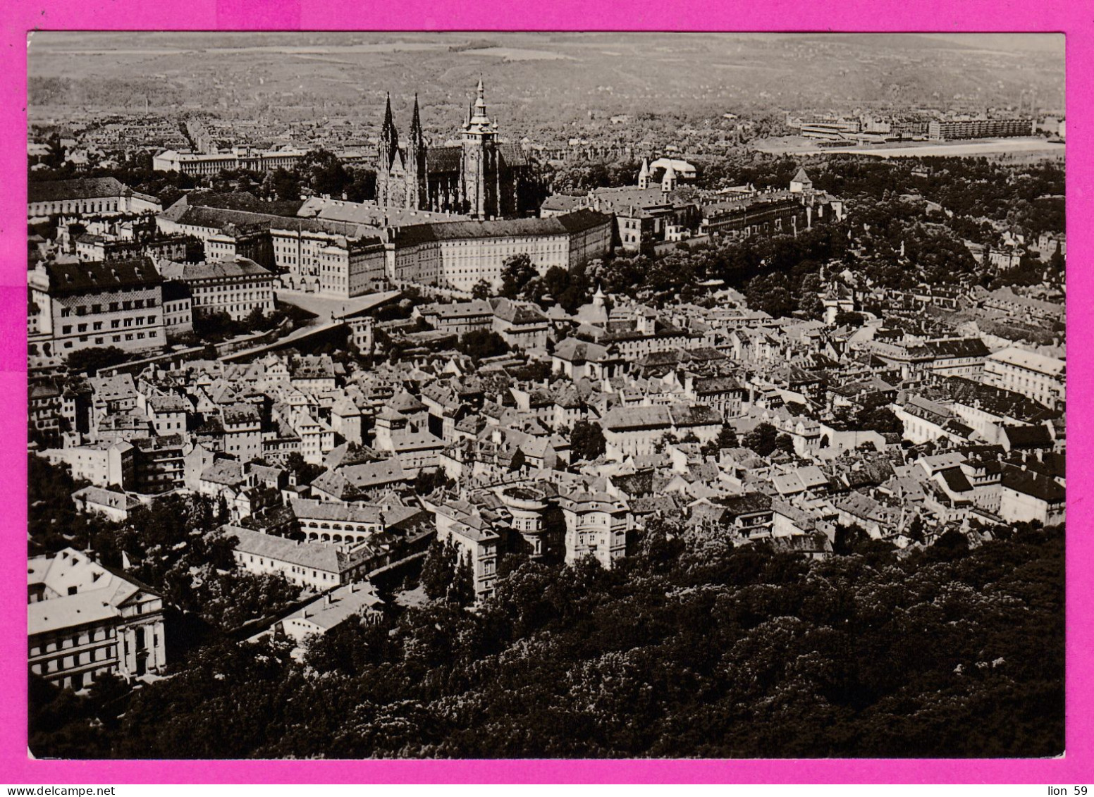 294618 / Czechoslovakia - Praha - Aerial View Vue Aerienne View Of The Prague Castle PC 1966 USED 60h Karlštejn Castle - Cartas & Documentos